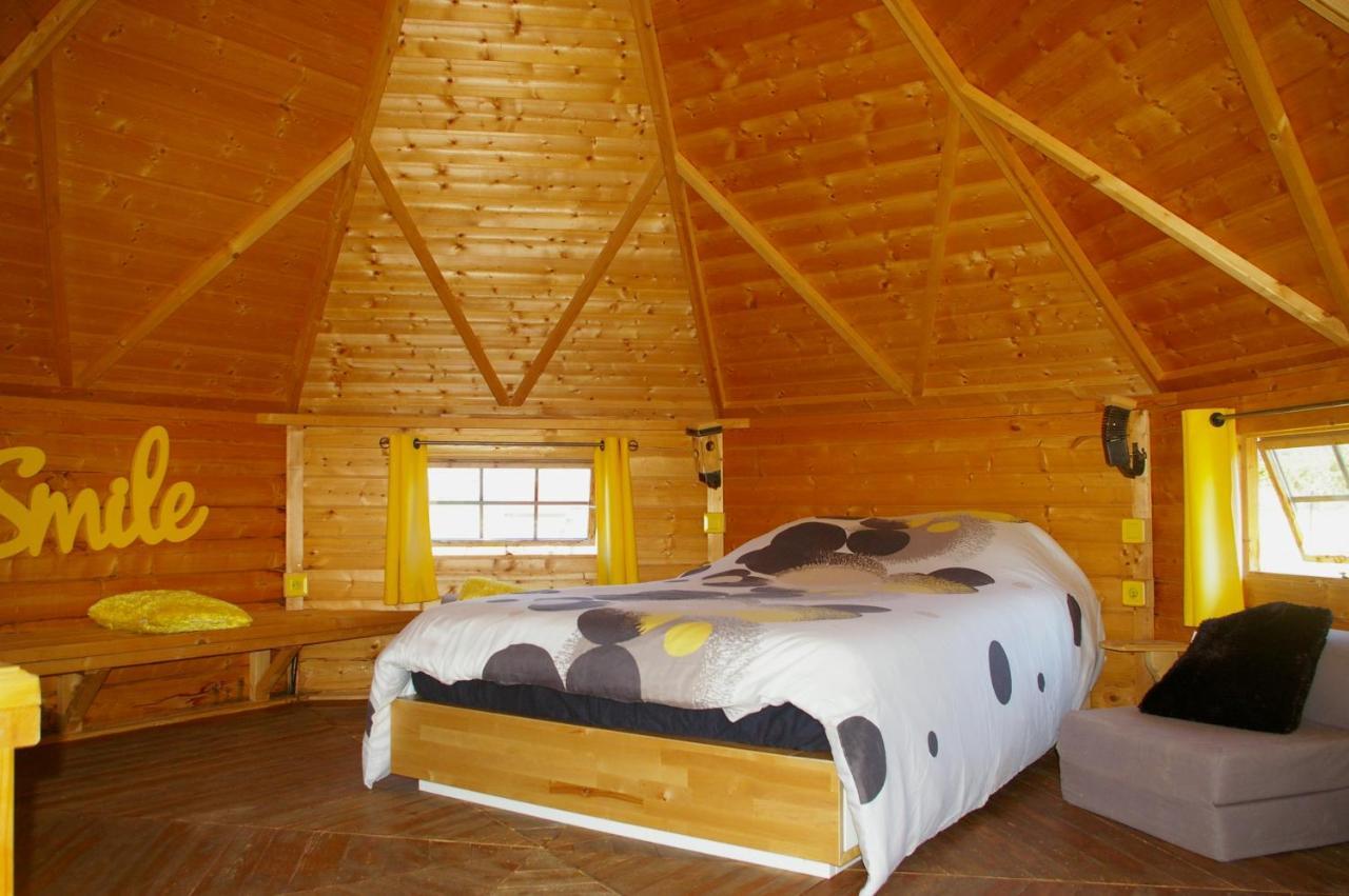 Village Privatise De Cabanes Insolites D'Ananda Ma Saint-Aubin-de-Lanquais Dış mekan fotoğraf