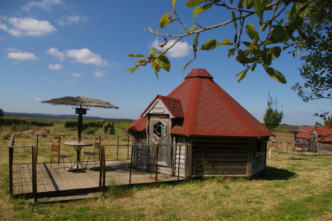 Village Privatise De Cabanes Insolites D'Ananda Ma Saint-Aubin-de-Lanquais Dış mekan fotoğraf