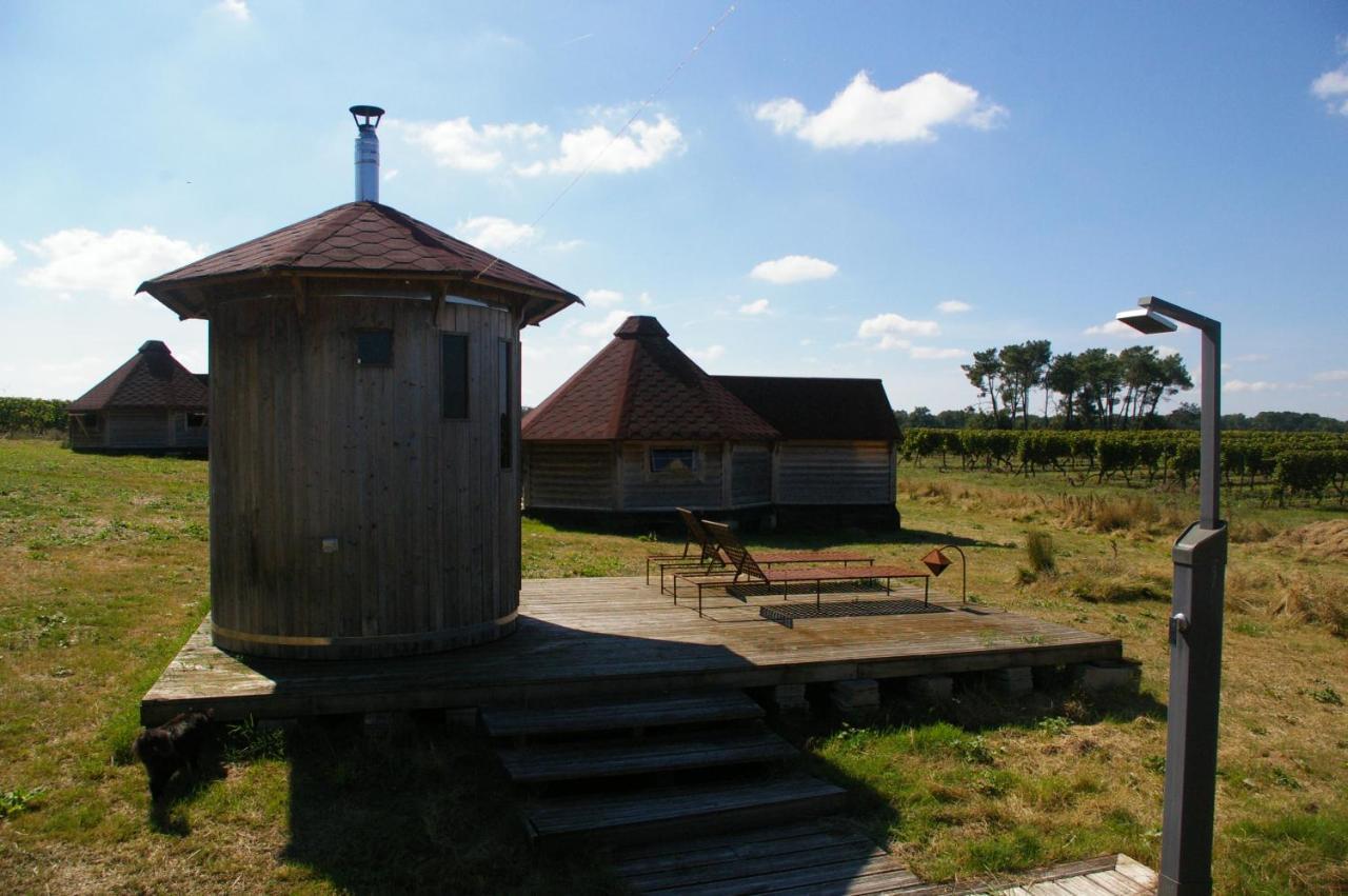 Village Privatise De Cabanes Insolites D'Ananda Ma Saint-Aubin-de-Lanquais Dış mekan fotoğraf